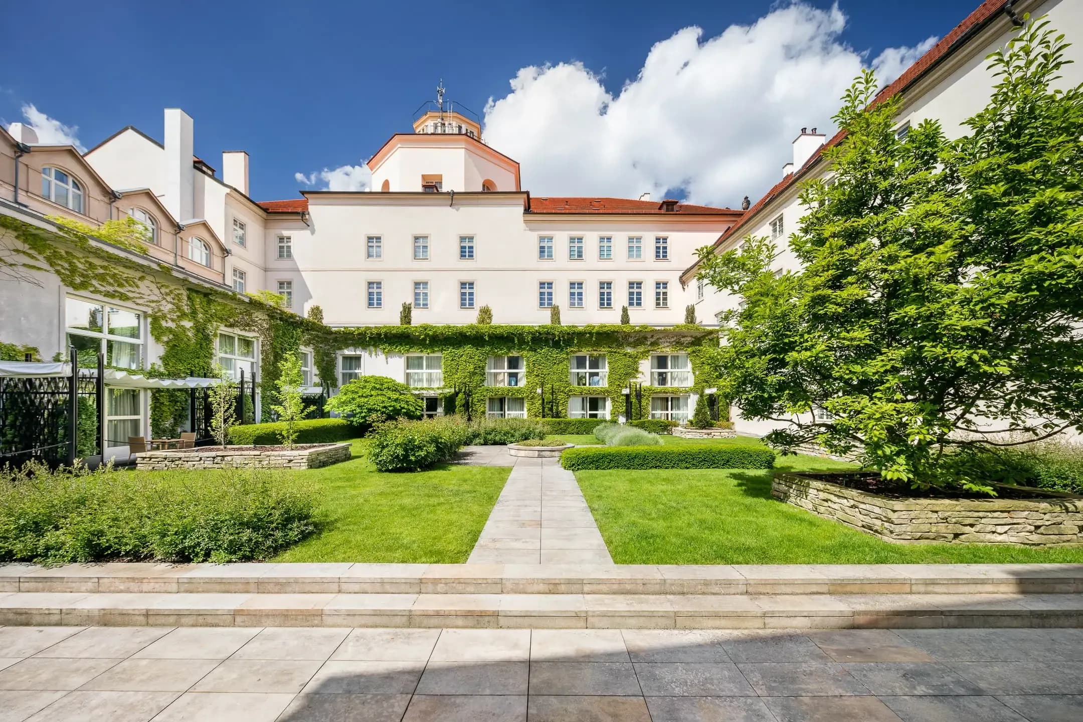 Mandarin Oriental, Prague