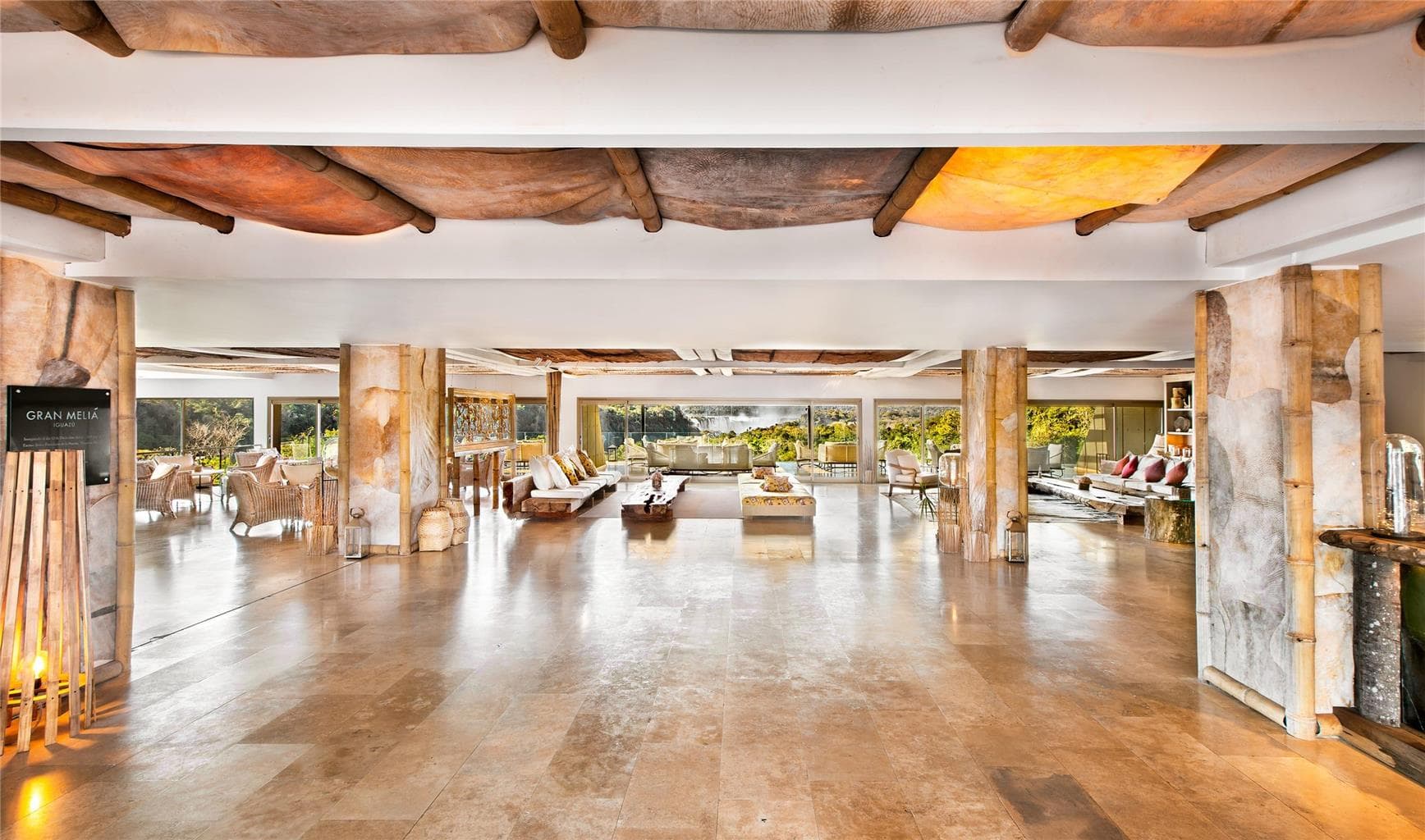 Architecture,Indoor/Interior,Summer,Exterior View of Building