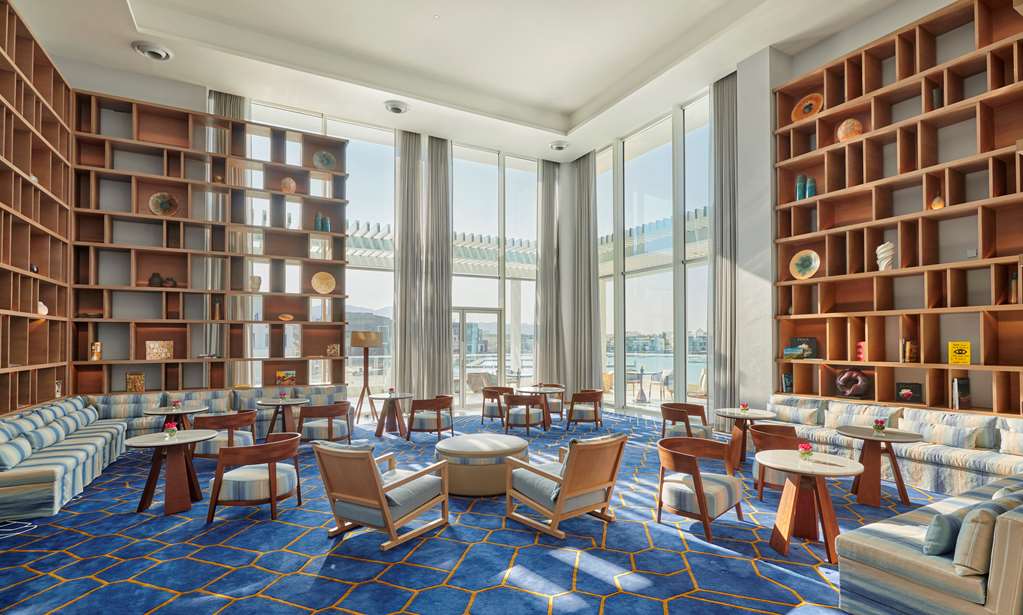 On-Site,Bar/Lounge