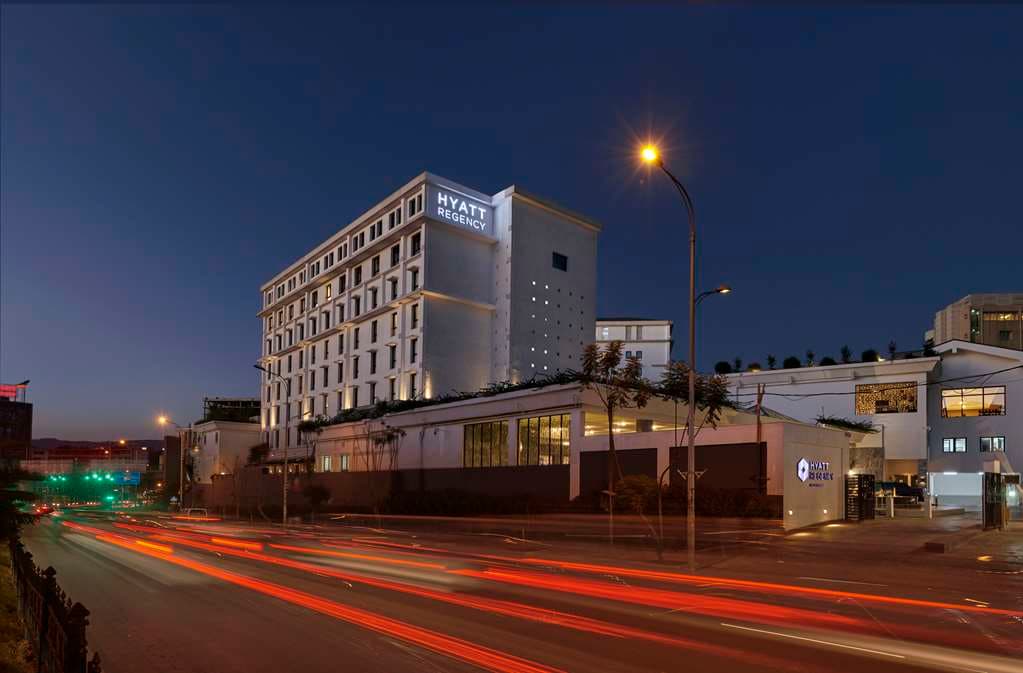 On-Site,Outdoor/Exterior,Exterior View of Building