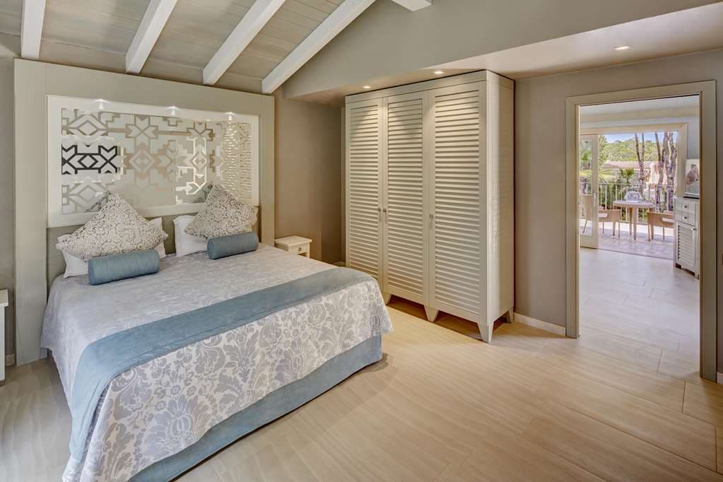 Guest Room,On-Site