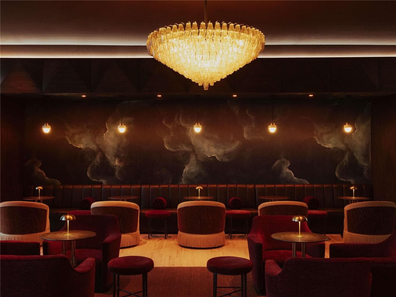 On-Site,Outdoor/Exterior,Bar/Lounge,Exterior View of Building