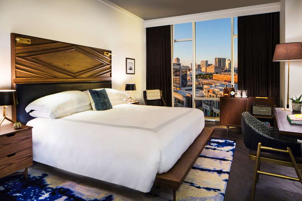 Guest Room,On-Site