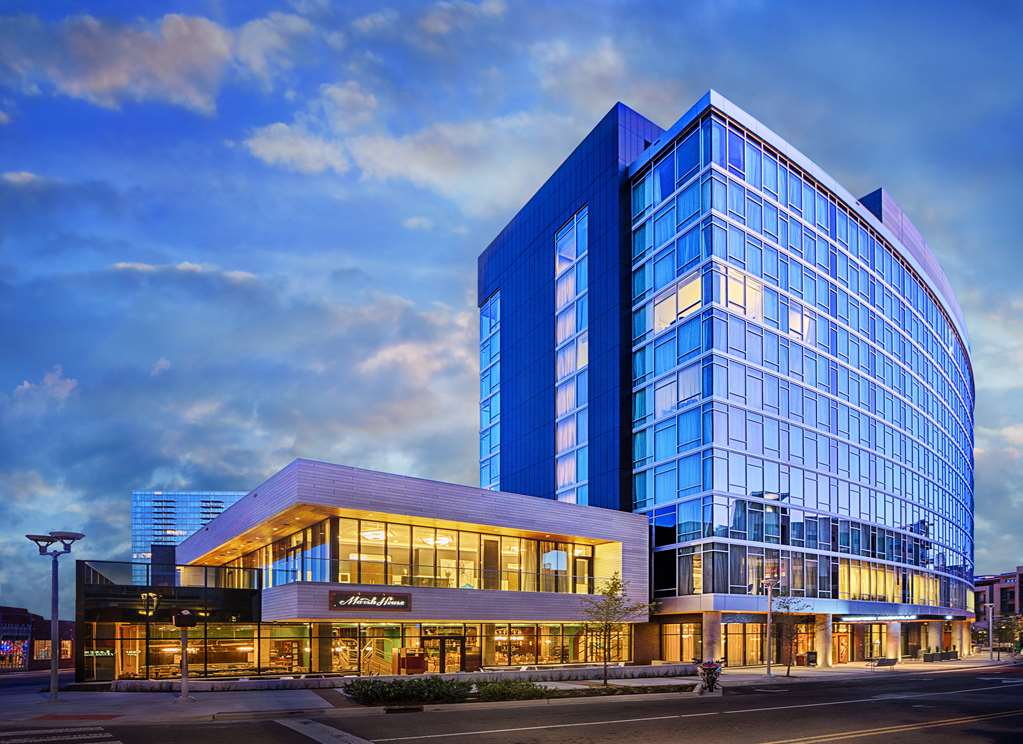 On-Site,Outdoor/Exterior,Exterior View of Building