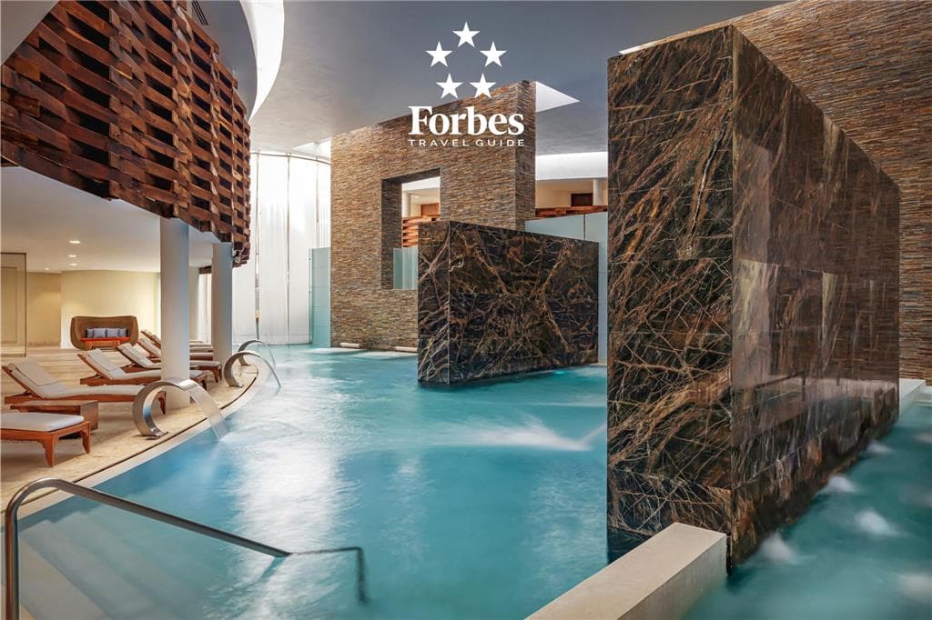 On-Site,Property Amenity,Spa