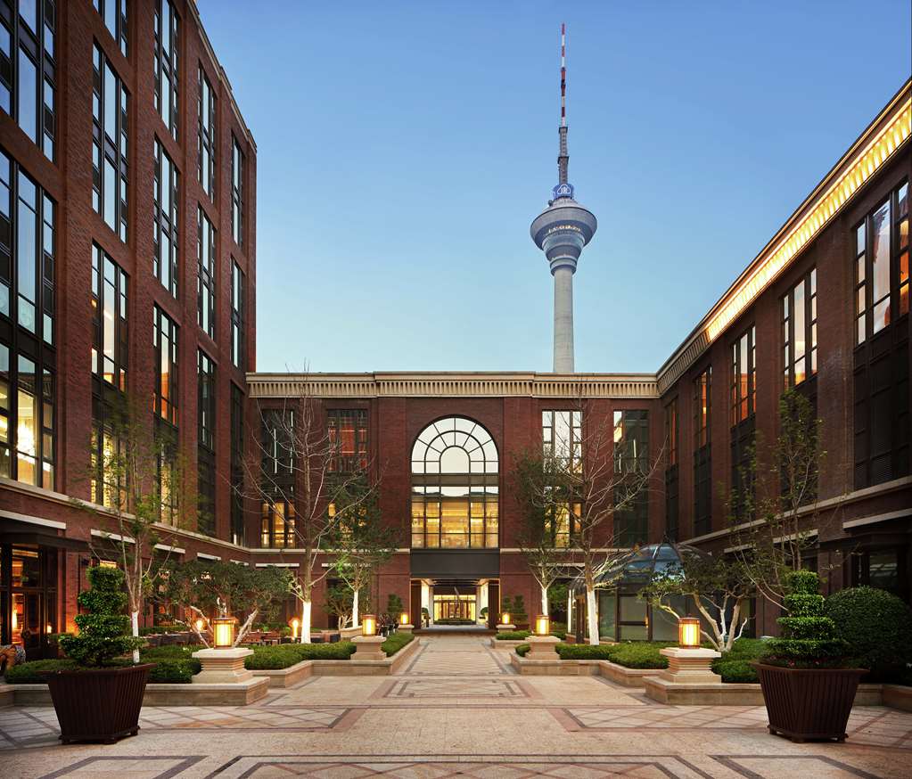 On-Site,Outdoor/Exterior,Exterior View of Building