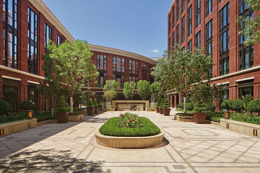 On-Site,Outdoor/Exterior,Exterior View of Building