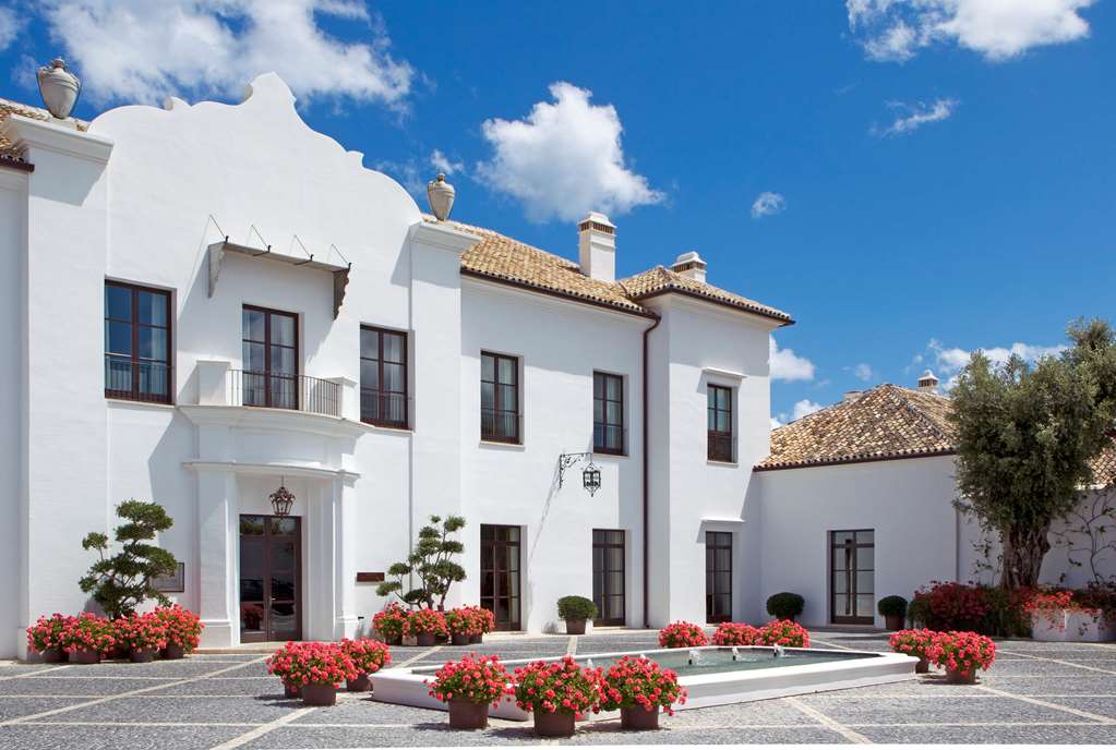 On-Site,Outdoor/Exterior,Exterior View of Building