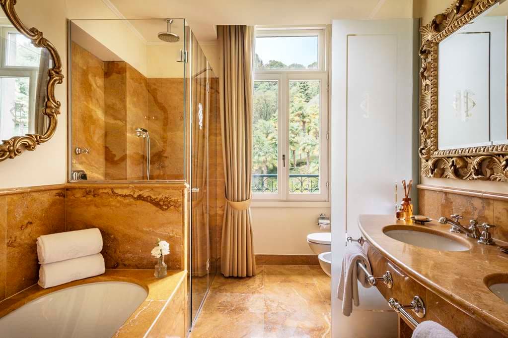 Guest Room,Bathroom,On-Site