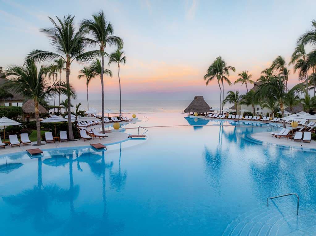 Pool,On-Site,Property Amenity,Recreation