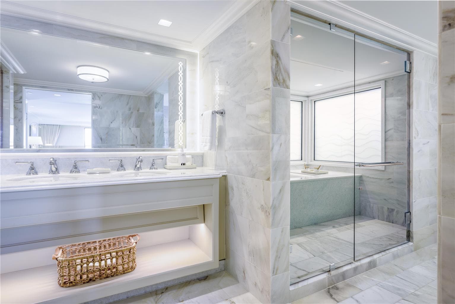 Guest Room,On-Site