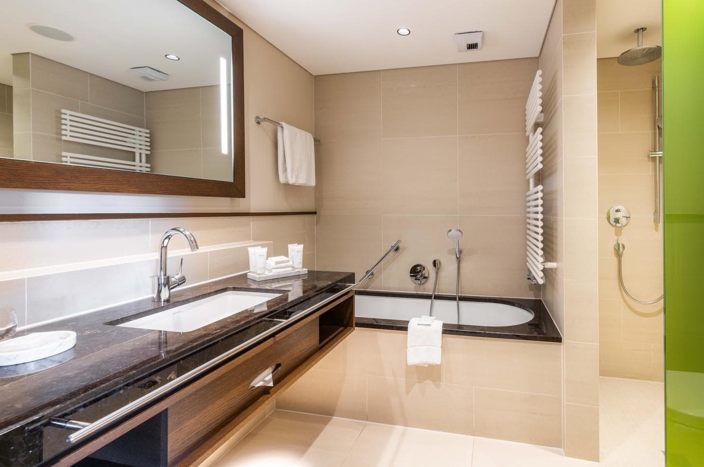 Guest Room,Bathroom,On-Site