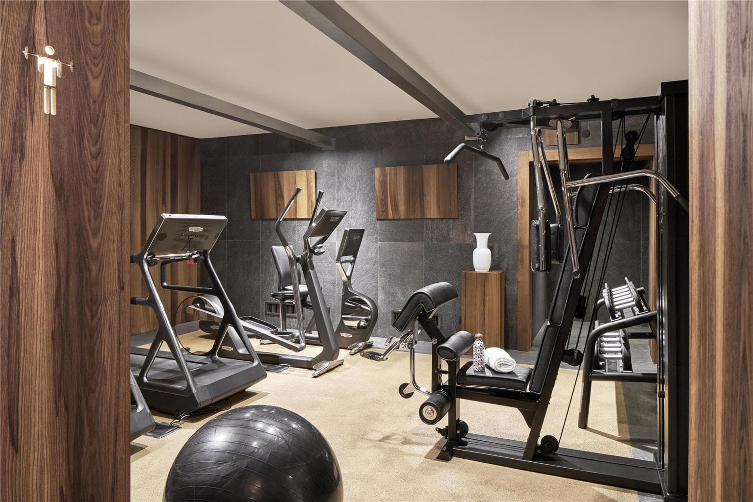 On-Site,Property Amenity,Recreation,Fitness Center