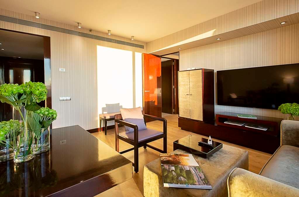 Guest Room,Suite,On-Site