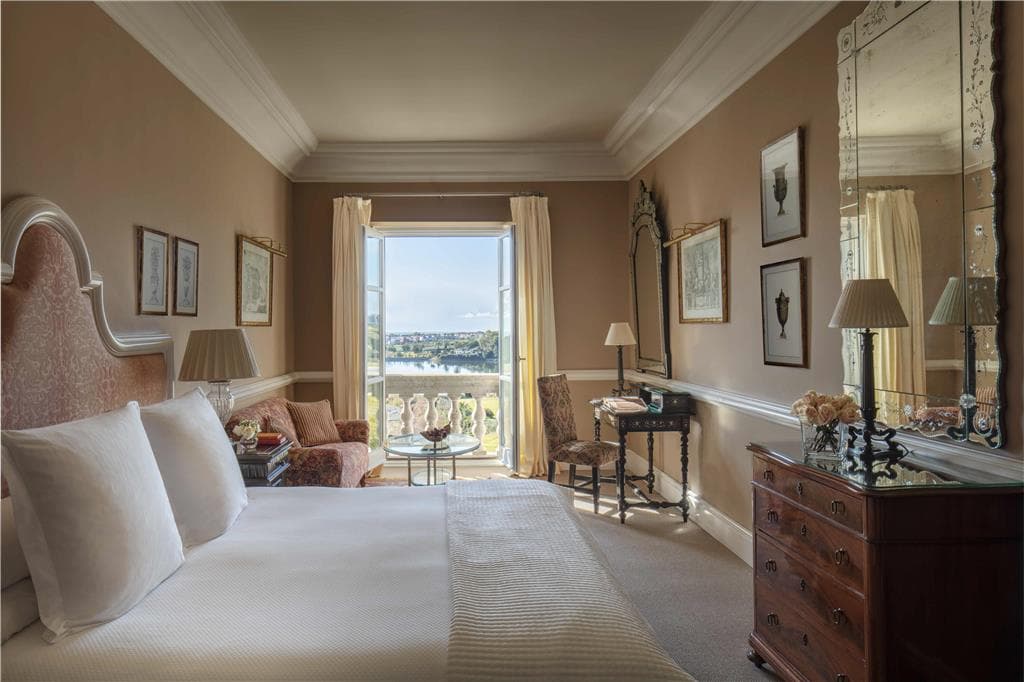 Guest Room,On-Site