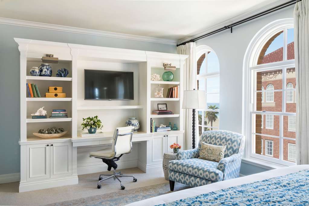 Guest Room,On-Site