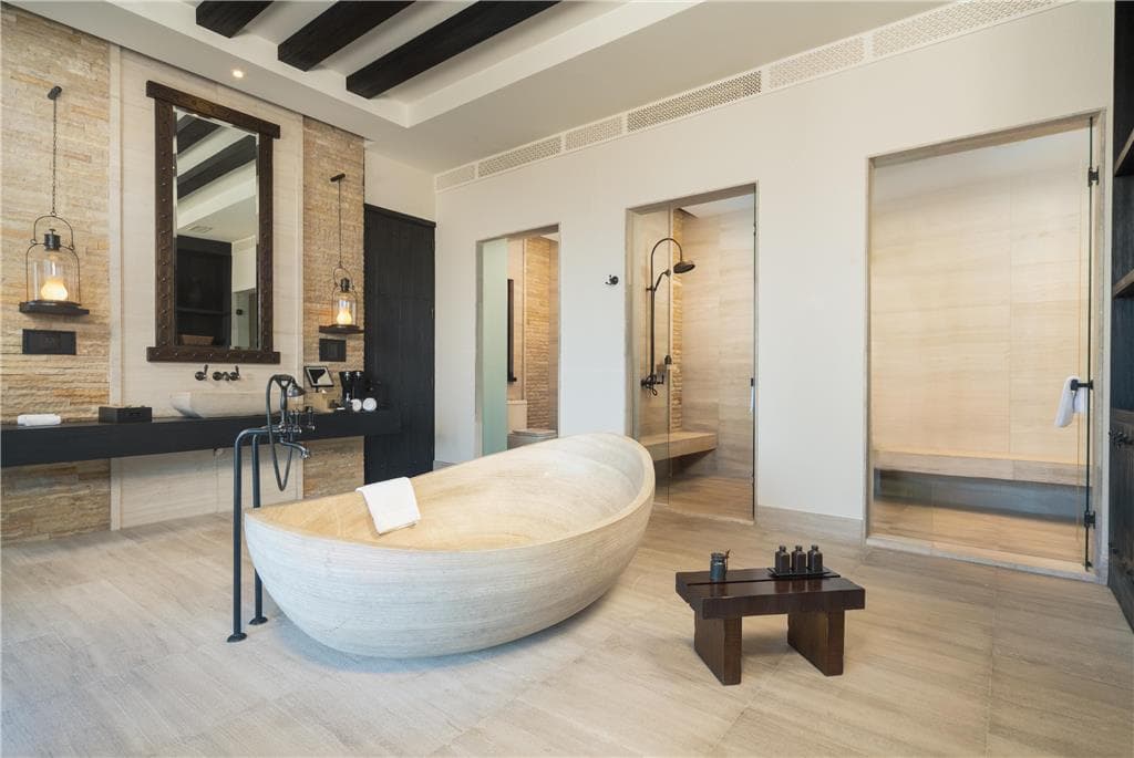 Guest Room,Bathroom,On-Site