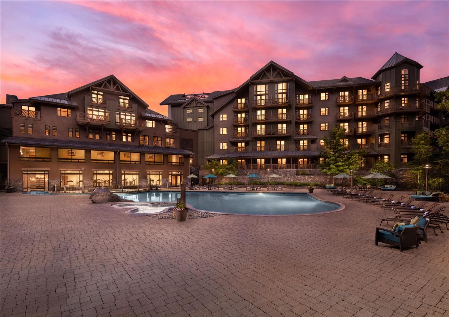 Pool,On-Site,Property Amenity,Recreation