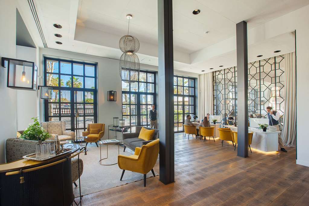 On-Site,Lobby