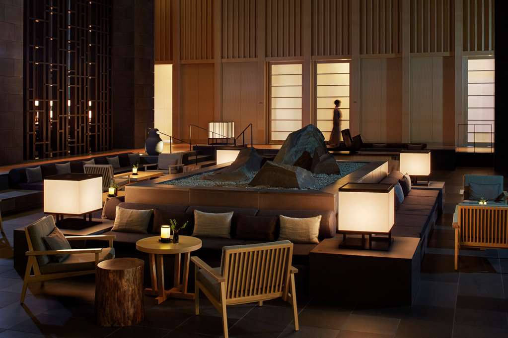 Sitting area,On-Site,Lobby