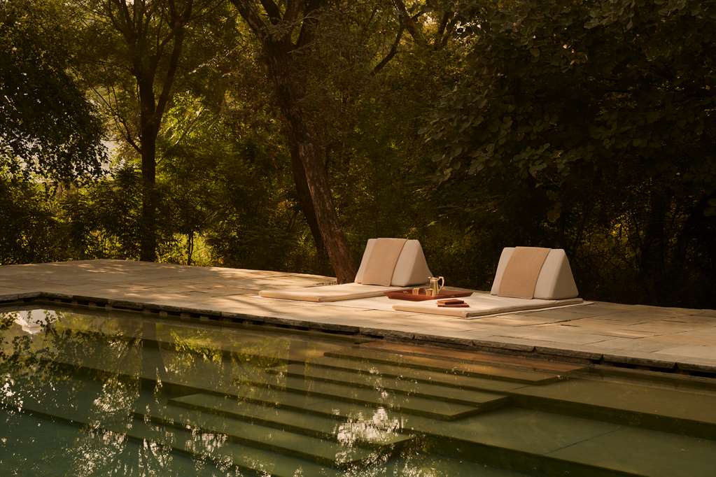 Pool,On-Site,Property Amenity,Recreation