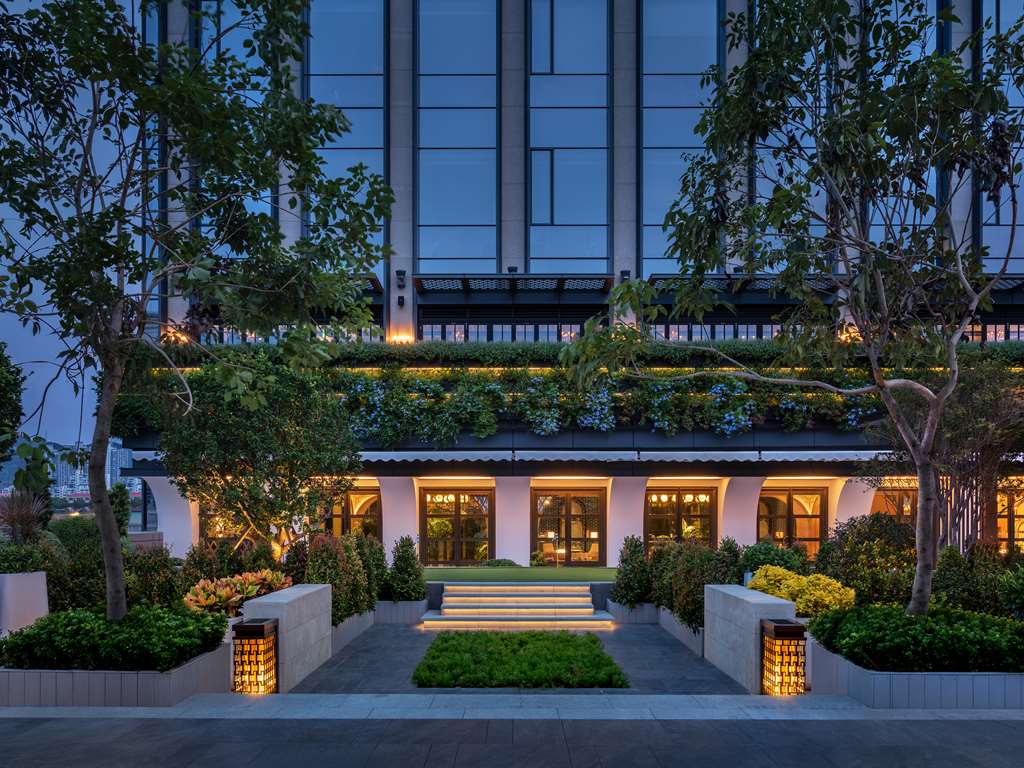 On-Site,Outdoor/Exterior,Exterior View of Building