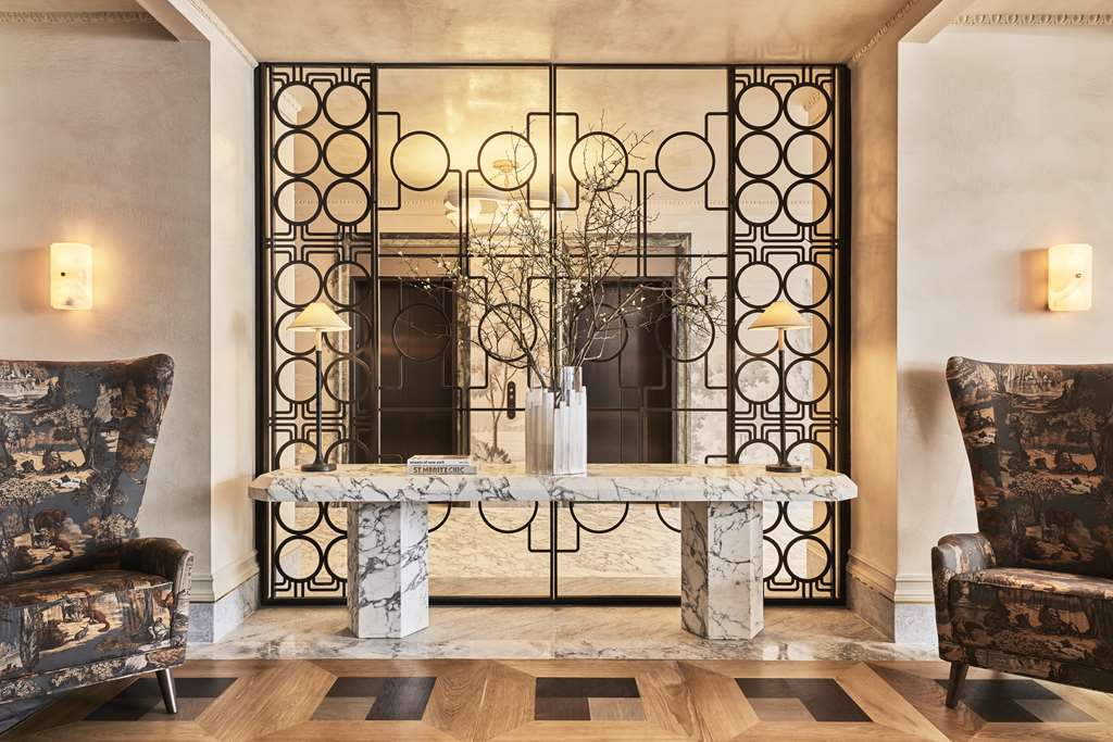 On-Site,Lobby