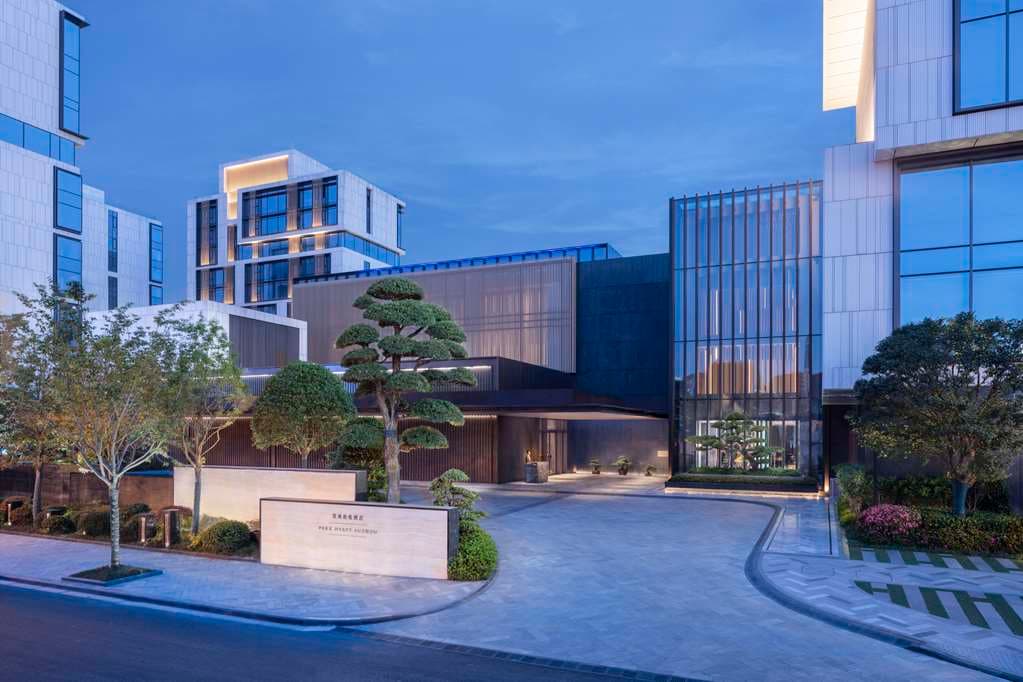On-Site,Outdoor/Exterior,Exterior View of Building