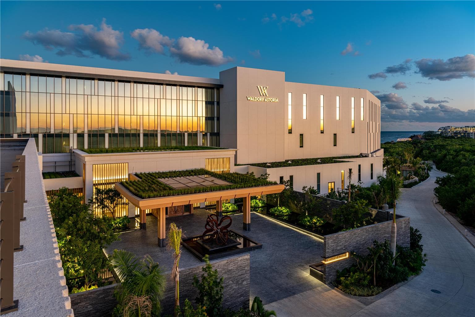 On-Site,Outdoor/Exterior,Exterior View of Building