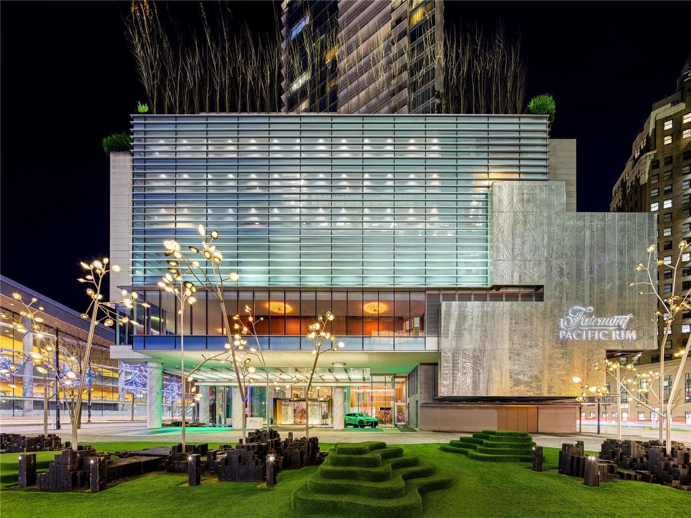 On-Site,Outdoor/Exterior,Exterior View of Building