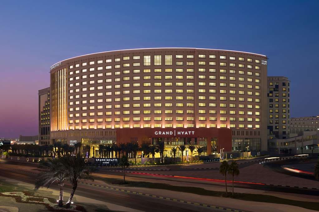On-Site,Outdoor/Exterior,Exterior View of Building