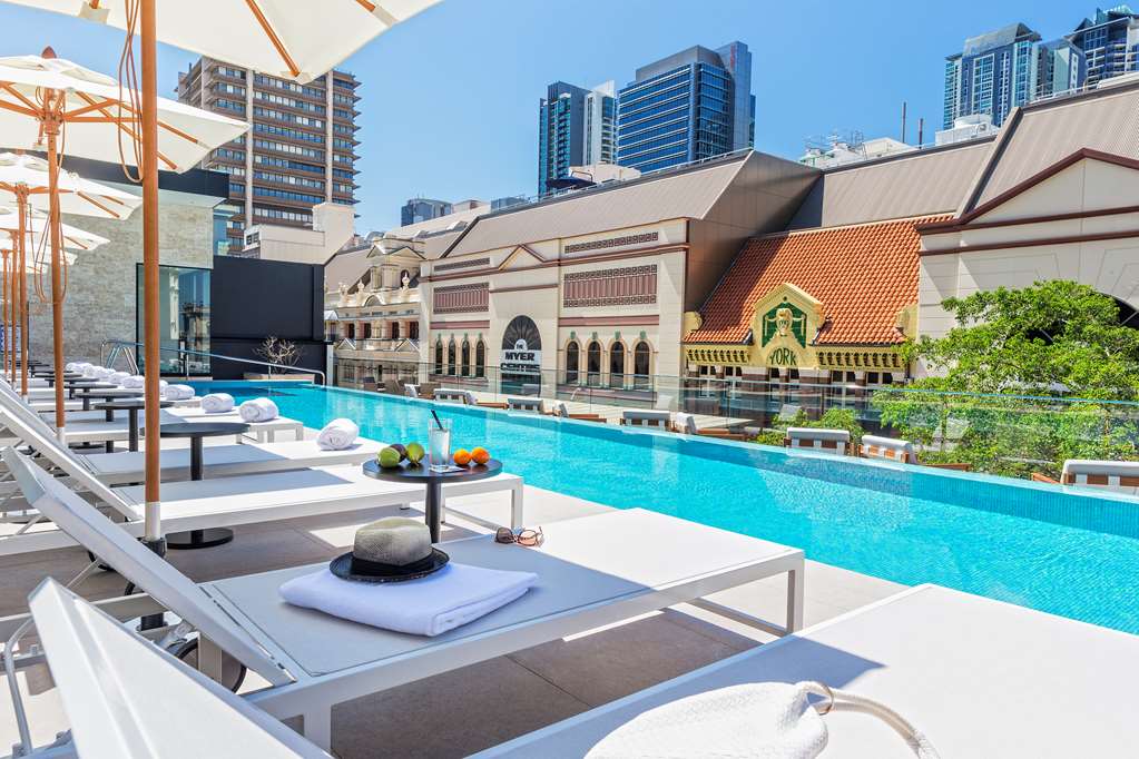 Pool,On-Site,Property Amenity,Recreation