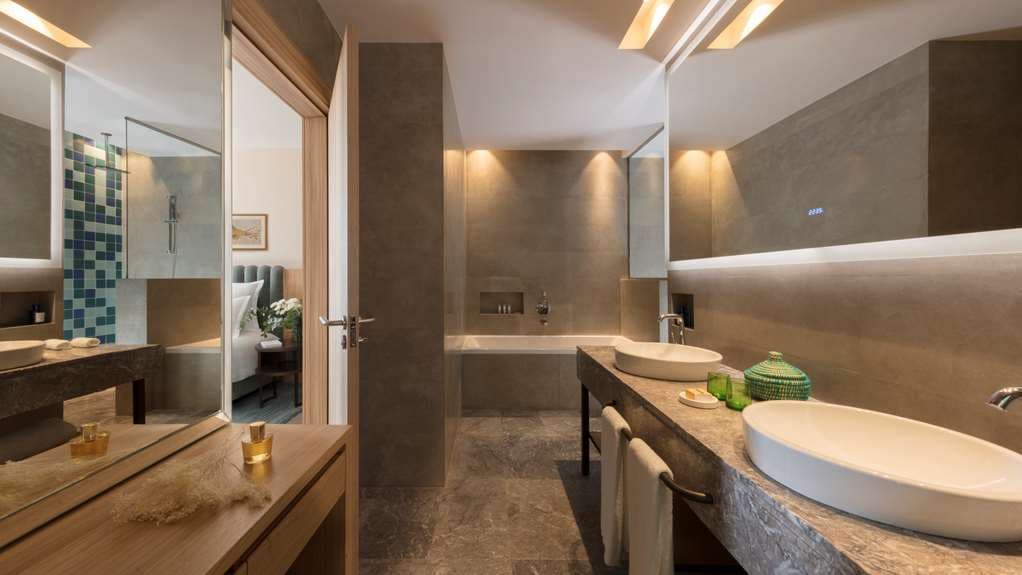Guest Room,Suite,On-Site