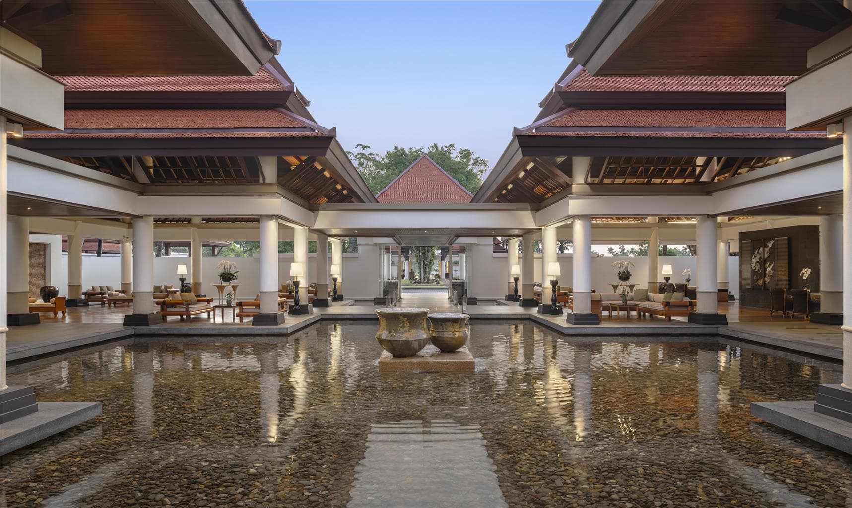 Architecture,On-Site,Outdoor/Exterior,Lobby,Exterior View of Building