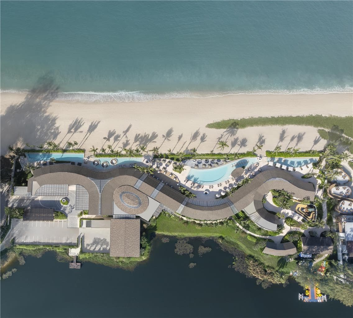 Guest Room,Guest Room Amenity,Pool,Off-Site,On-Site,Outdoor/Exterior,Local Area,Beach,View from above,Waterfront