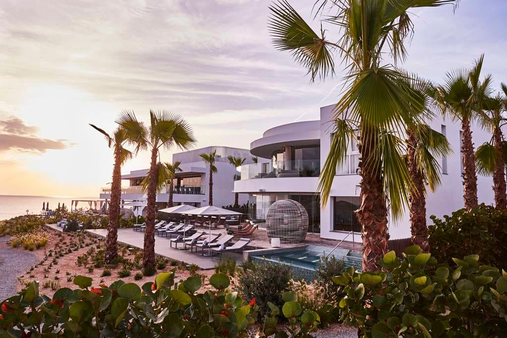 On-Site,Property Amenity,Spa