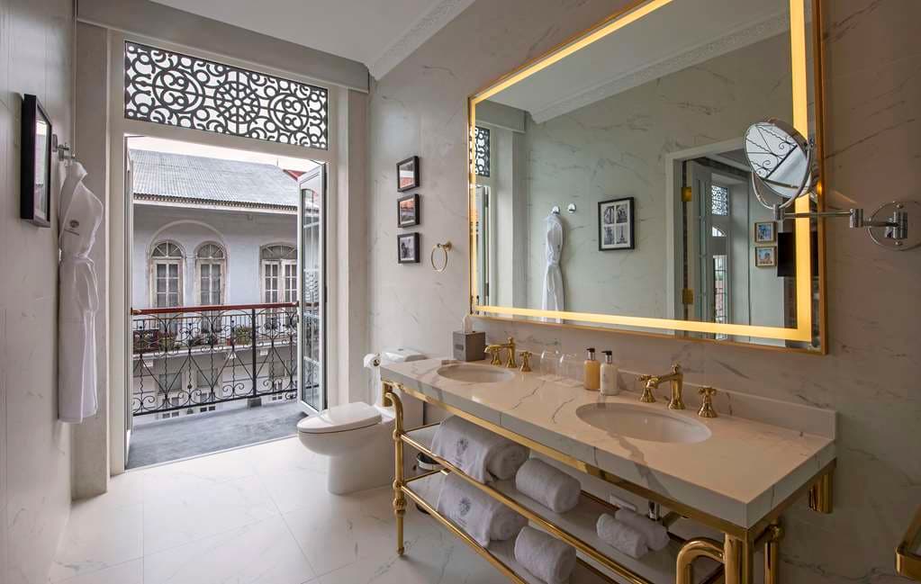 Guest Room,Bathroom,On-Site