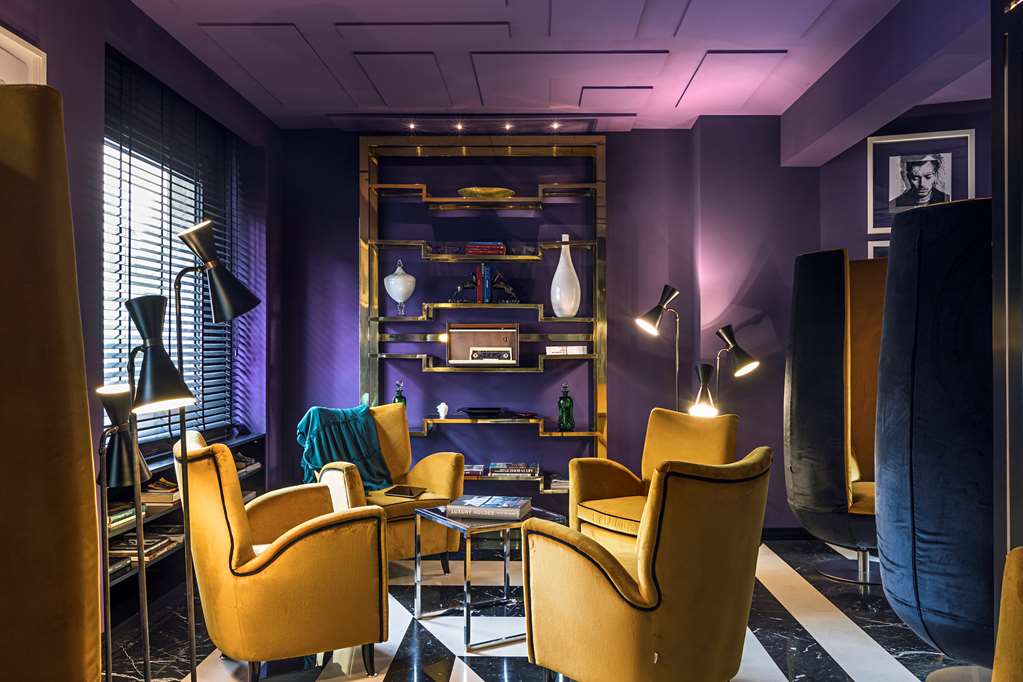 On-Site,Lobby