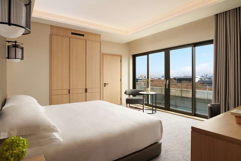 Guest Room,Suite,On-Site