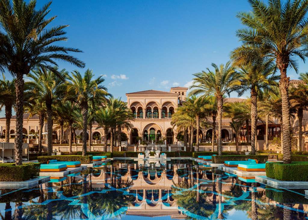 Pool,On-Site,Outdoor/Exterior,Property Amenity,Recreation