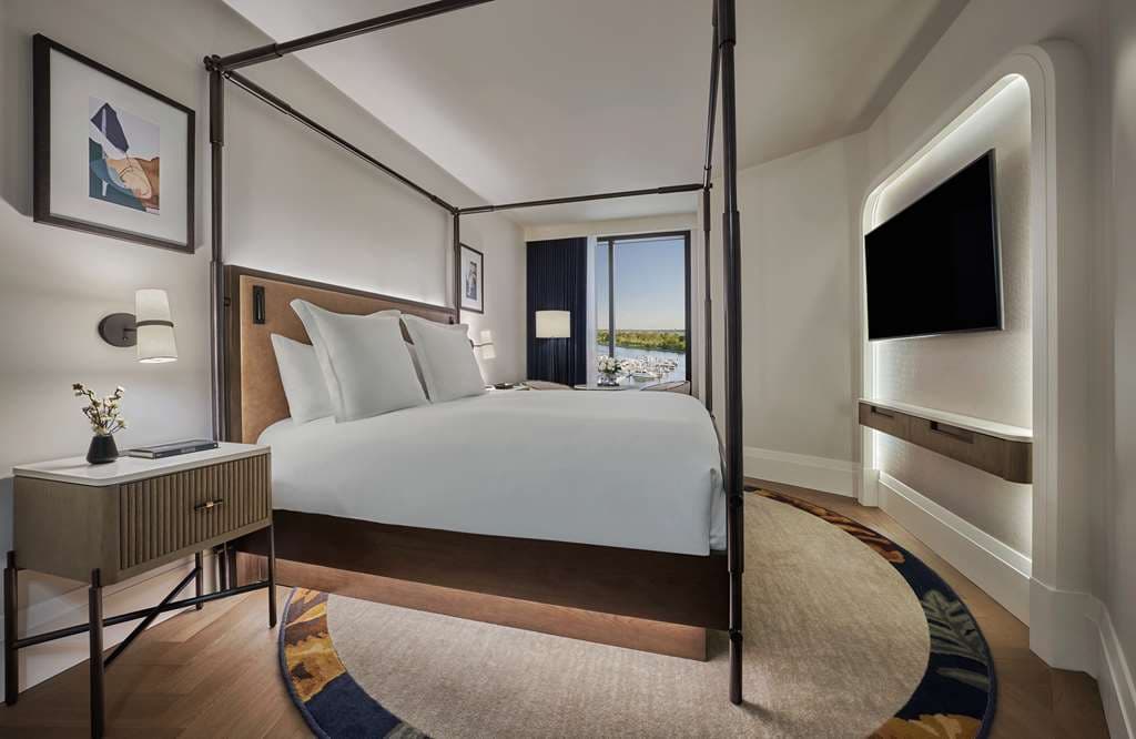 Guest Room,On-Site
