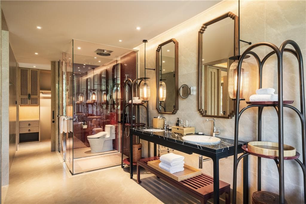 Guest Room,Bathroom,On-Site