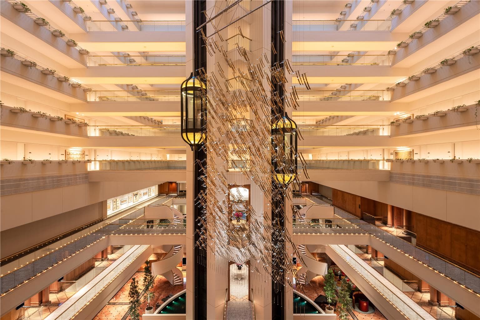 On-Site,Atrium,Lobby