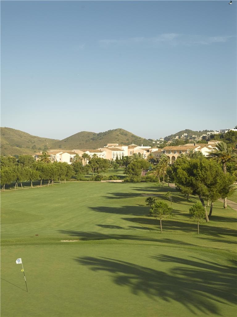 On-Site,Property Amenity,Recreation,Golf