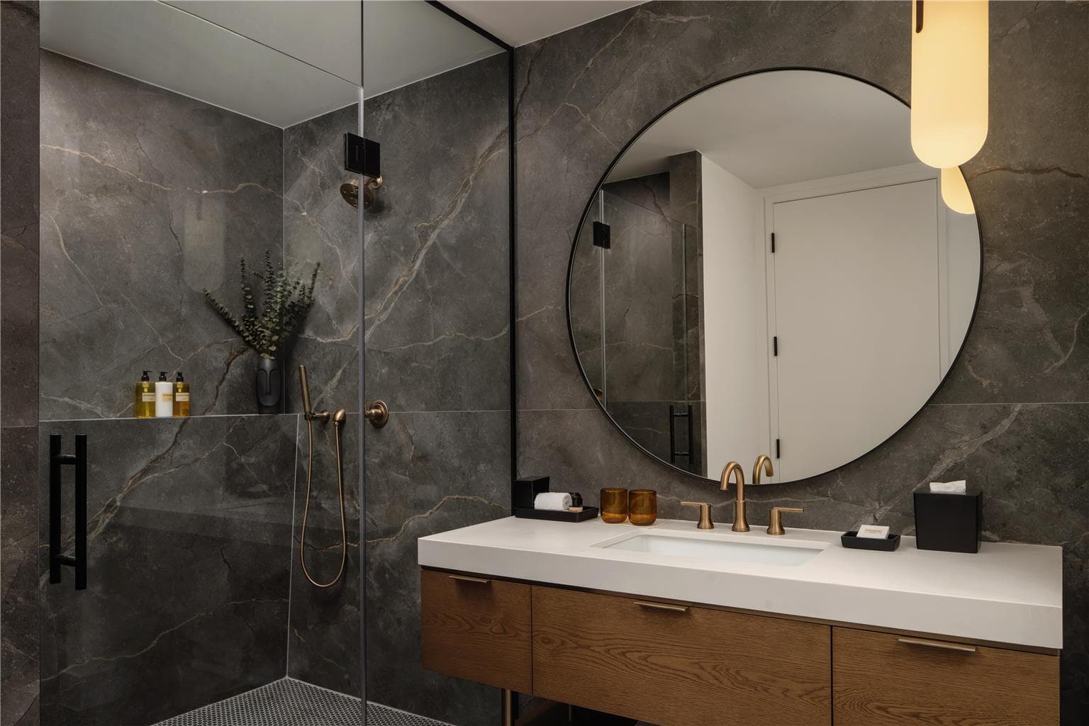 Guest Room,Bathroom,On-Site