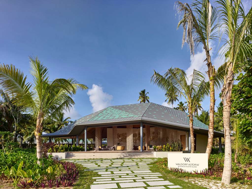 On-Site,Outdoor/Exterior,Exterior View of Building