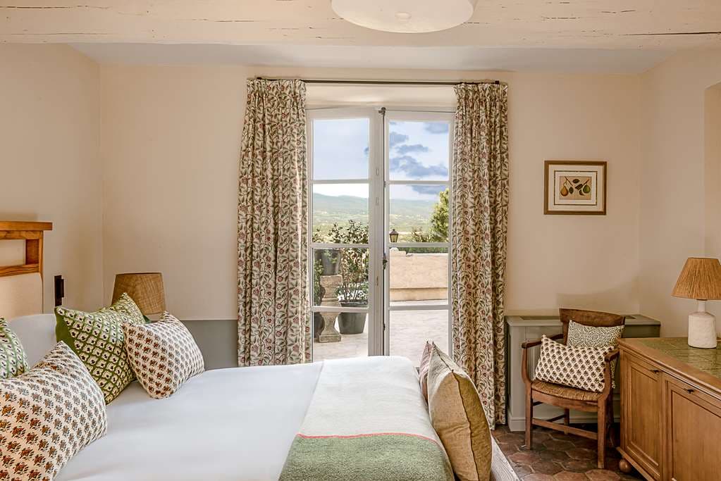 Guest Room,On-Site
