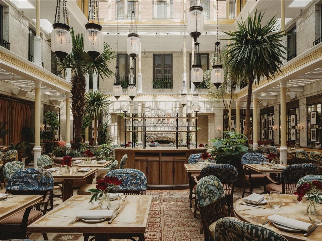 Dining,Dining Area,Restaurant,On-Site