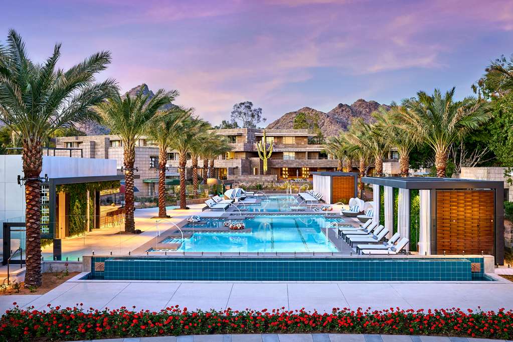 Pool,On-Site,Property Amenity,Recreation