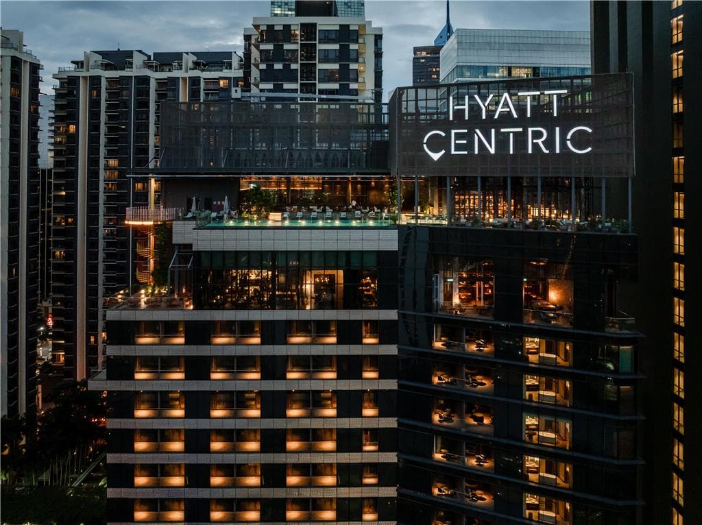 On-Site,Outdoor/Exterior,Exterior View of Building